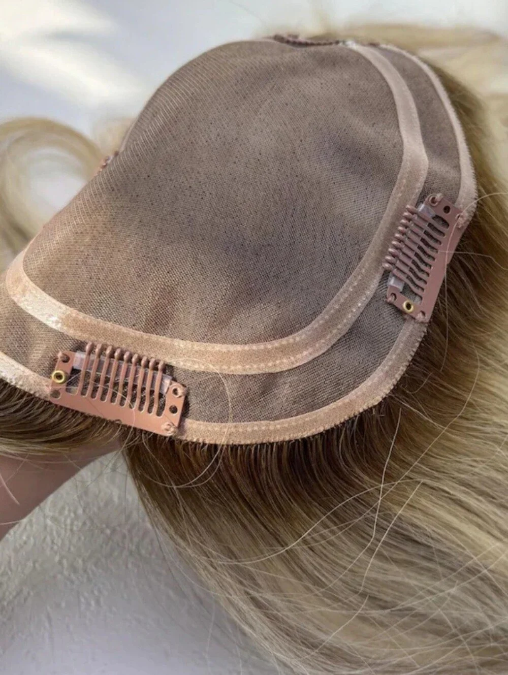 20 Inch Blonde/highlights Long Wavy Human Hair Topper Natural Blonde Worn Once